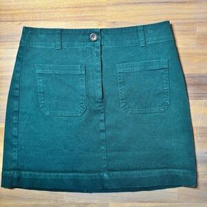 LOFT Dark Green mini skirt, lined. Size 2